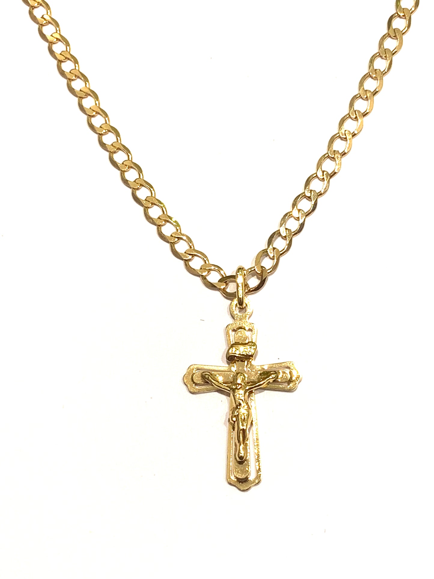 Collana oro giallo 9kt con croce e Cristo