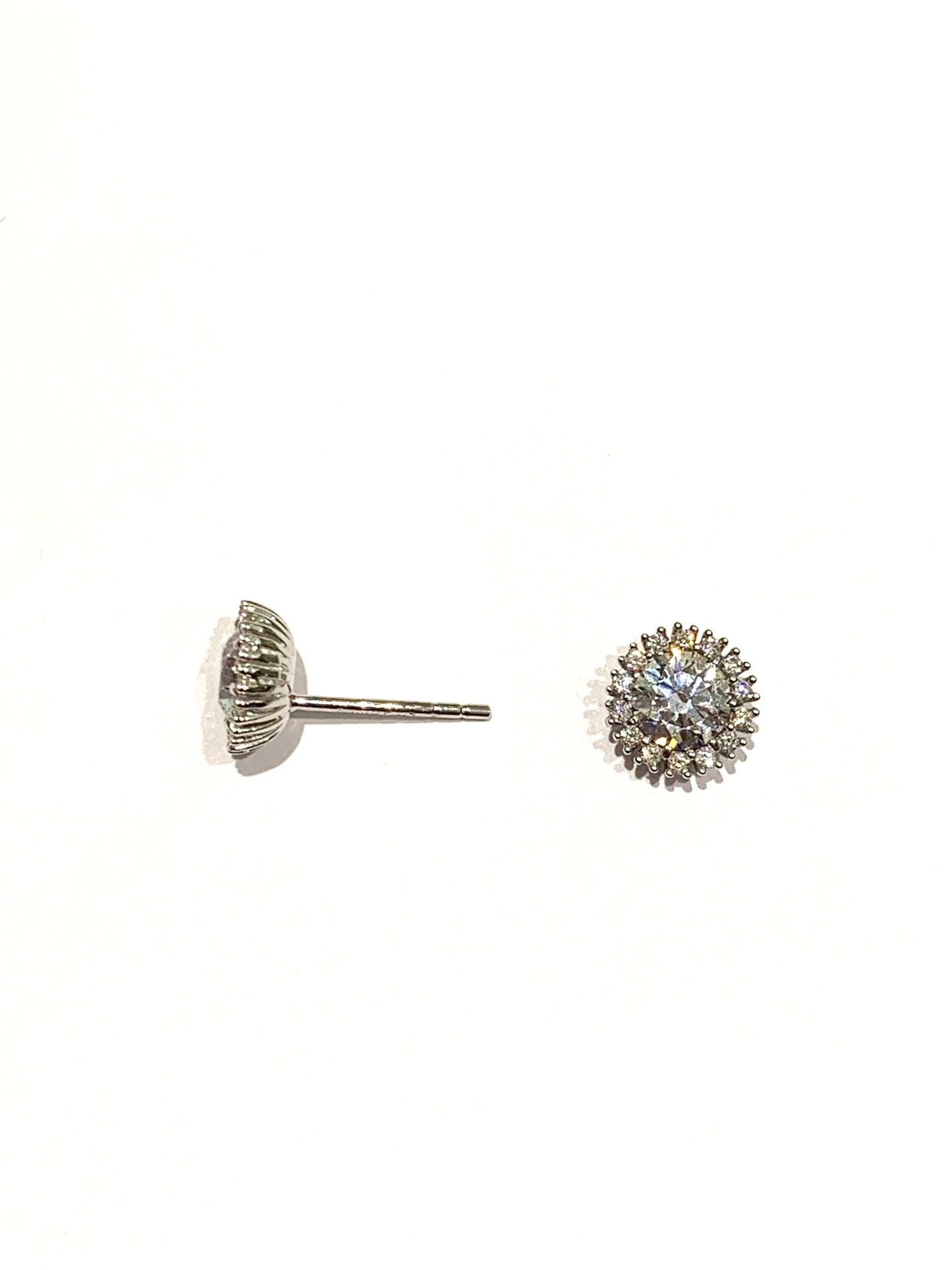 Orecchini oro bianco 18kt con zirconi
