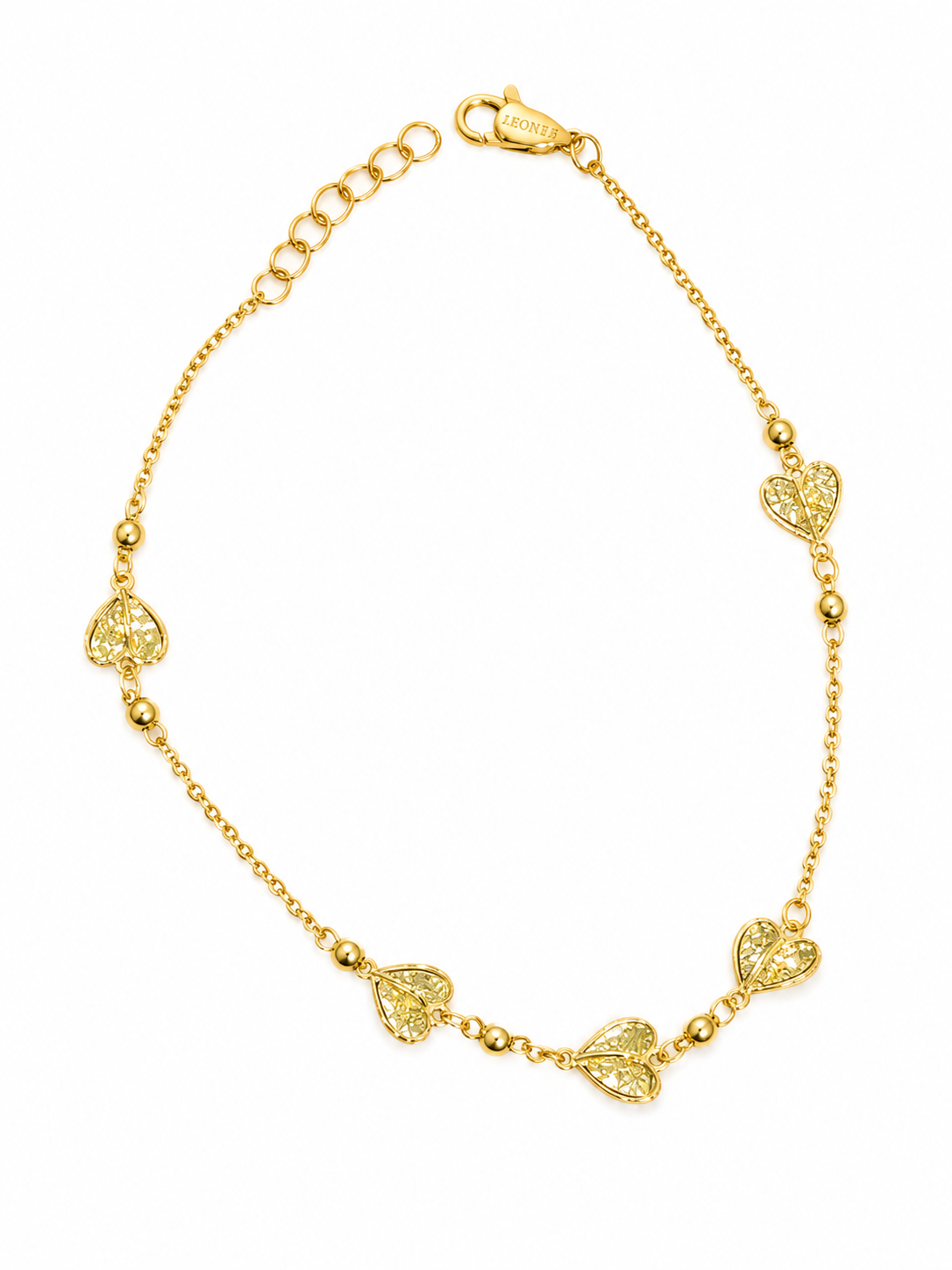 Bracciale in oro giallo 18kt con cinque cuori e maglia a catena.

Lunghezza regolabile da 17,5 cm a 19,5 cm.

Dimensione cuori 0,5 cm.